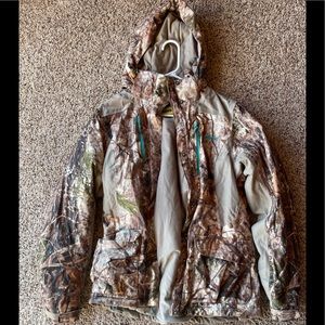Cabela’s women’s hunting jacket